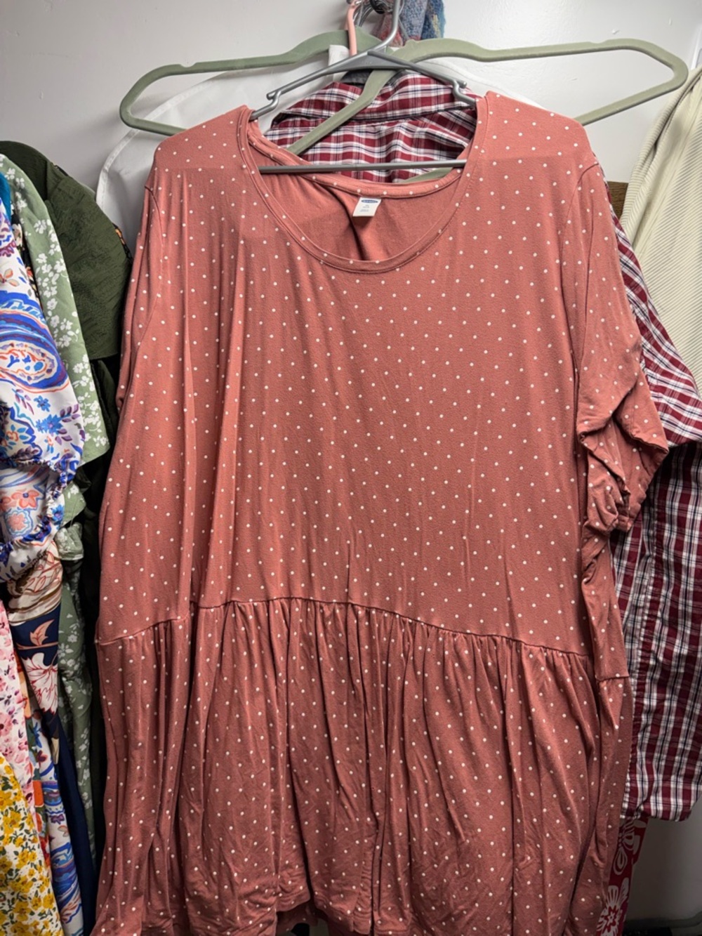 Old Navy Rose Polka Dot Tunic Top